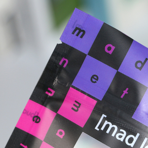 Minfly Tùy Chỉnh <span class=keywords><strong>Doypack</strong></span> <span class=keywords><strong>Pouch</strong></span> 3.5G 7G 14G 28G Kim Loại Cmyk Matte Nhựa Holographic Đứng Mùi Bằng Chứng Cho Nhai Kẹo Cao Su Thức Ăn Vật Nuôi - Product Image 2