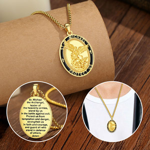 Merryshine - Medalla Amuleto Religiosa de San Miguel Arcángel, Chapada en Oro sobre Cobre Esmaltado Negro, Collar Protector Cristiano - Product Image 2