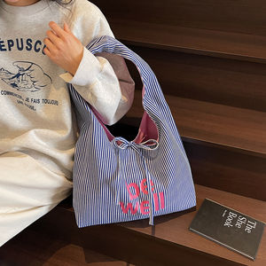 กระเป๋าโท้ทโอเวอร์ไซซ์แฟชั่น, กระเป๋าสะพายไหล่สองด้านลายทางสไตล์เกาหลีสำหรับนักเรียนผู้หญิง - Product Image 6