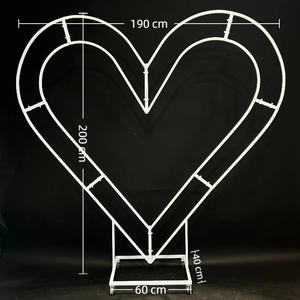 Décorations florales cascade, accessoires de mariage, arrangements floraux pour salle de banquet d'hôtel, arche lunaire, papillons en fer forgé - Product Image 6