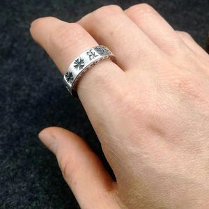 Anello Vintage Gotico Europeo Americano Piccolo Hip Hop Trendy Placcato Oro 10K Argento da Uomo per Fidanzamento Anniversario Regalo Festa con Intarsio - Product Image 4