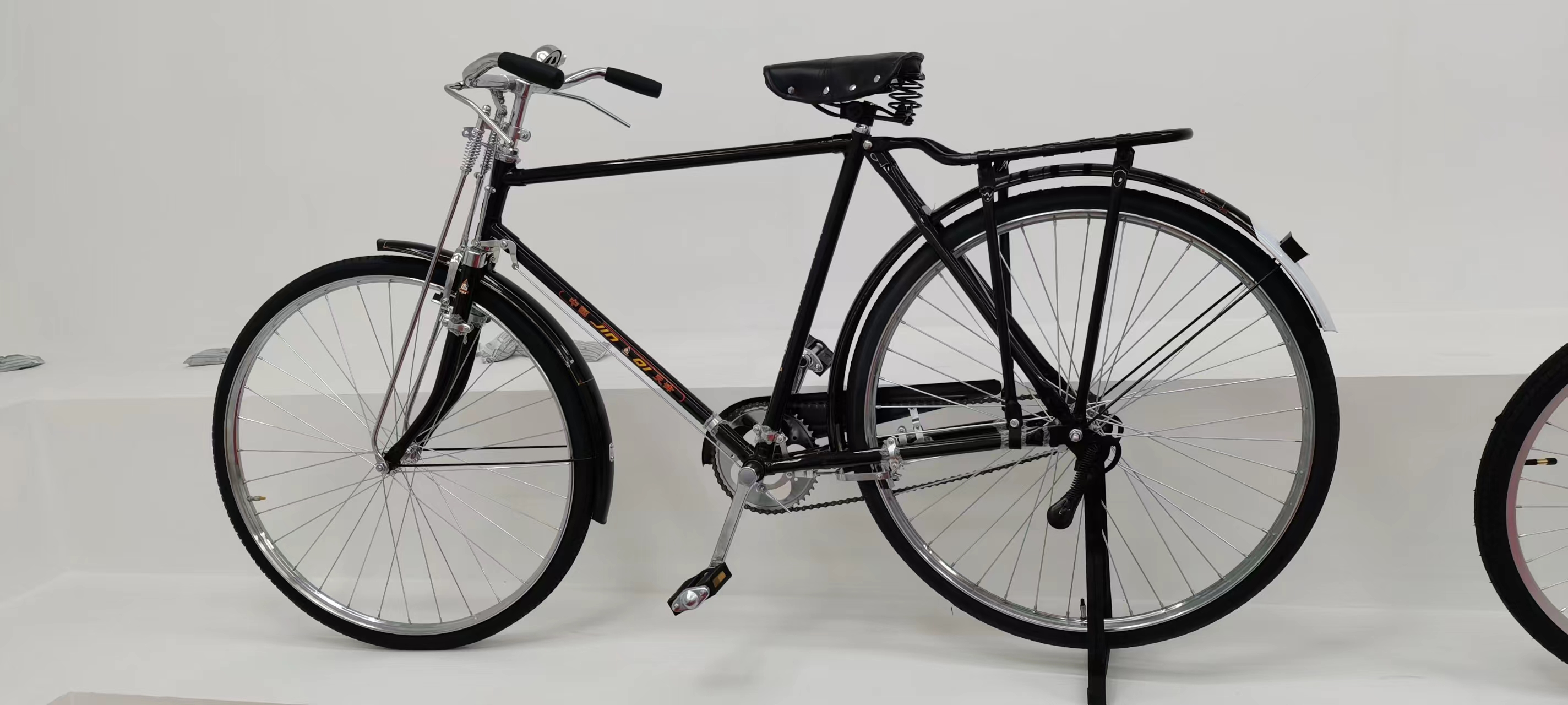 Retro Charm & Durability: Old Style Vintage Urban X 28inch