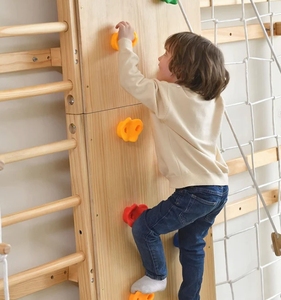 Tobogán de madera Muro de escalada en roca-para dormitorio y uso escolar Gimnasio sueco 5 en 1 para niños con <span class=keywords><strong>escalera</strong></span> de cuerda oscilante para interiores - Product Image 2