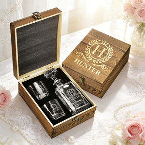 Decantador de Whisky de Vidrio Personalizado Sin Plomo, Juego de 2 Vasos, Recuerdos de Cazador, Logotipo Personalizado, <span class=keywords><strong>Regalos</strong></span> de <span class=keywords><strong>Boda</strong></span> <span class=keywords><strong>para</strong></span> Parejas, <span class=keywords><strong>para</strong></span> <span class=keywords><strong>Hombre</strong></span> - Product Image 1