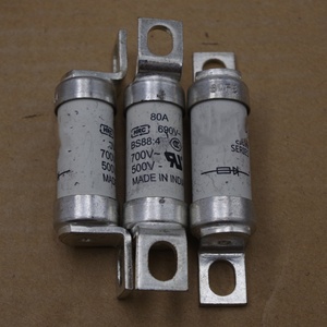 Высокоскоростной предохранитель британского стандарта 80 FE HRC, 80А, 690В переменного тока, тип T - Product Image 2