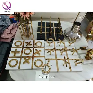 Jogo de xadrez decorativo de alta qualidade preto branco XO jogos brinquedos metal Tic Tac Toe tabuleiro de xadrez decoração