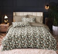 Parure de lit florale en polyester, base blanche, motif petites fleurs délicates, housse de couette et taies d'oreiller en microfibre douce, textile de maison, vente en gros