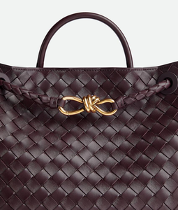 Reloj Mecánico de Lujo para Hombre Bottega BV, Correa de Cuero Genuino, Diseño de Rejilla de Diamantes, Excelente Resistencia al Agua, Multifuncional, con Asa Superior - Product Image 6