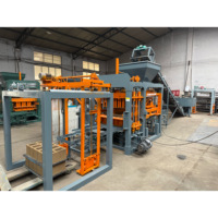 Meilleur prix QT4-15 la machine à blocs de ciment semi-automatique à faible investissement et à profit élevé pour les petites entreprises d'Afrique et du Moyen-Orient