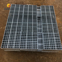 Grilles de gouttière en acier inoxydable robuste sur mesure, anti-corrosion, résistantes à l'eau, design moderne pour villas, allées, trottoirs