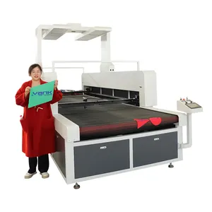3015 Textile fabric garments cloth cutting automatic feeding level device CO2 laser cutting machine