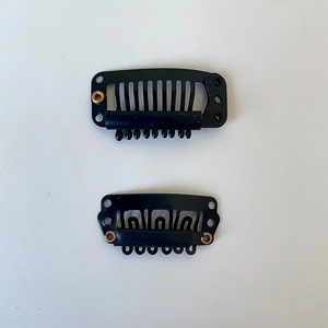 Prix <span class=keywords><strong>de</strong></span> gros Clips noirs <span class=keywords><strong>de</strong></span> qualité supérieure 2.8cm 3.2cm Boucles d'outils <span class=keywords><strong>de</strong></span> cheveux pour extensions <span class=keywords><strong>de</strong></span> cheveux à clip Remplacements <span class=keywords><strong>de</strong></span> cheveux en stock - Product Image 4