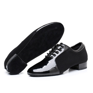<span class=keywords><strong>Chaussures</strong></span> <span class=keywords><strong>de</strong></span> <span class=keywords><strong>danse</strong></span> <span class=keywords><strong>de</strong></span> <span class=keywords><strong>salon</strong></span> modernes en toile pour hommes, design épissé, pour la pratique et l'<span class=keywords><strong>entraînement</strong></span> des adultes - Product Image 3