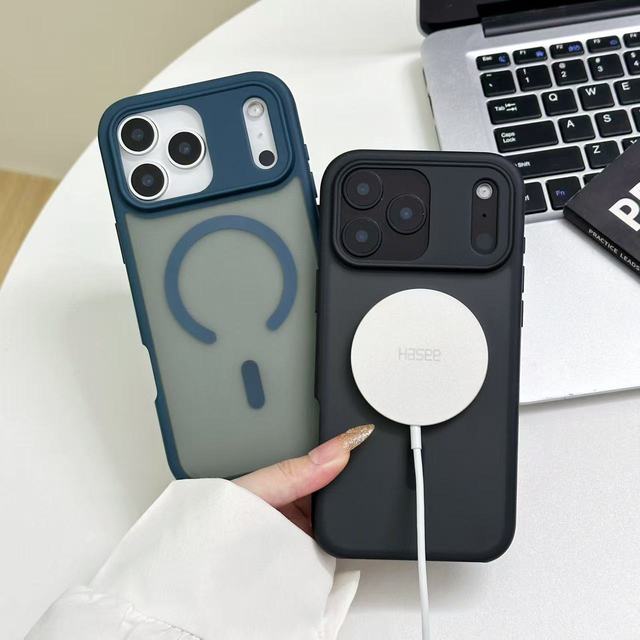 Durable Skin Felling Phone Case for iPhone 17 Pro Max Phone Cover Magnetic Ring TPU PC N52 2400 2.0 MM