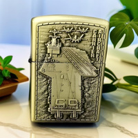 Briquet à cigarettes en métal pour fabricants, avec relief tridimensionnel porte-avions, cadeau, briquet coupe-vent au kérosène pour cigares et cigarettes
