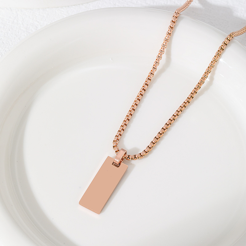 Collier rectangulaire or rose 25X10mm