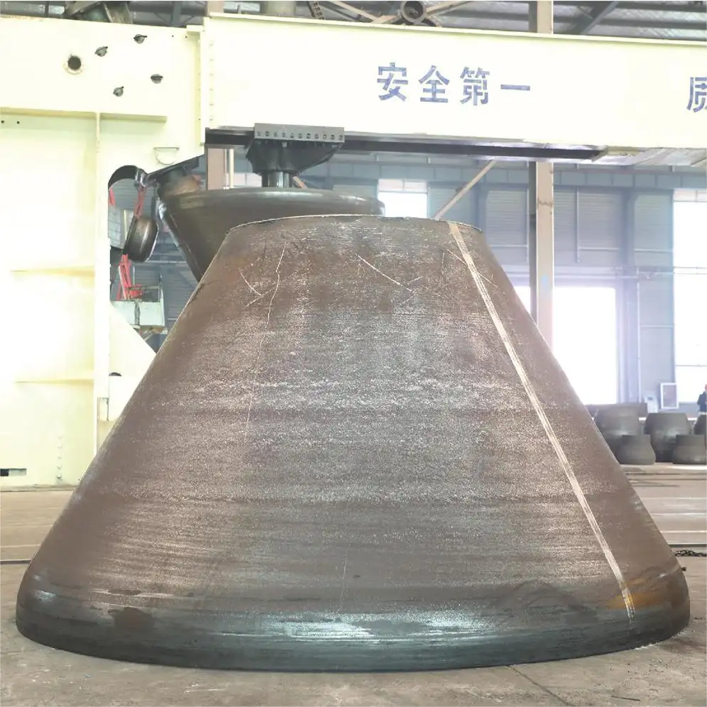 चीन कस्टम कार्बन स्टील कोन हेड टैंक कोन बॉटम हेड का निर्माण करता है