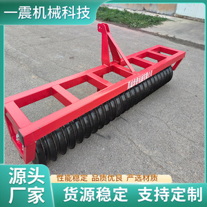 Compacteur à rouleaux pour la compactation du sol, rouge, hydraulique, monté sur tracteur, machine agricole - Product Image 5