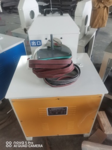 أقراص صنفرة لاصقة من أكسيد الألومنيوم للصنفرة العشوائية المدارية، حصى 240، صلابة متوسطة، 1 مم - Product Image 2