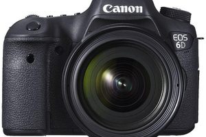 Appareil photo numérique reflex numérique Canon EOS 6D Mark II noir avec objectif, fonction vidéo HD, résolution 8K, compatible avec carte SD - Product Image 2