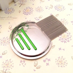 1pc新しいターミネーターライスコーム新しいキャットドッグメタルニットヘッドヘアリスコームファイン歯フリーフリーハンドルペット用品グルーミングツール - Product Image 1