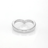 Bague de mariage vintage tendance Better Star en or 18 carats avec diamant de laboratoire en forme de V, certifiée IGI, pavée et empilable