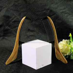 Peine de masaje de madera de 15-20 cm, peine de cuerno de vaca hecho a mano para la población en general - Product Image 4