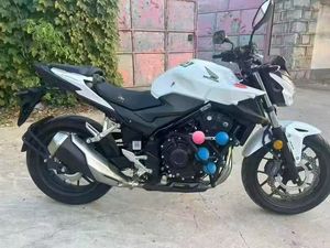 Motocicleta Deportiva <span class=keywords><strong>Honda</strong></span> CB400F 2022 de 4 Cilindros a Gasolina con <span class=keywords><strong>Motor</strong></span> sin Escobillas - Product Image 2