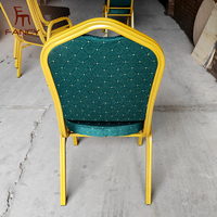 Chaises empilables de salle à manger de banquet de meubles d'hôtel de mariage de fer de cadre en métal de tissu traditionnel