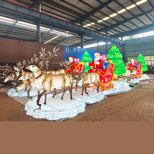 Lanterne <span class=keywords><strong>de</strong></span> Noël en soie à LED <span class=keywords><strong>de</strong></span> taille réelle pour la décoration extérieure du traîneau et du renne - Product Image 2