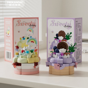 Mekanism Sweet Bakery Cupcake Building Blocks 100-200 pièces, jouet éducatif pour enfants de 5 à 14 ans - Product Image 4