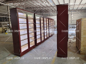 Vitrine en bois de cèdre espagnol Vitrine en verre pour magasin de fumée Armoire à cigares à double porte Meuble de <span class=keywords><strong>bar</strong></span> à cigares - Product Image 6