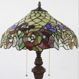 Lámpara de Pie LED LongHuiJing de 16 Pulgadas con Pantalla de Vidrio Tradicional Teñido, Hecha a Mano, E27 Multicolor para Sala de Estar - Product Image 2