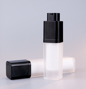 Envases Cosméticos Vacíos Cuadrados para Suero y Loción, con Sistema de Giro y Extracción, 15ml 30ml 50ml, Botella de Acrílico Mate con Bomba Sin Aire - Product Image 2
