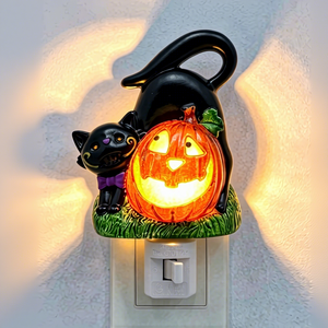 Projecteur LED Nuit Lumineuse Chat Noir Citrouille Halloween Effet Spooky Décoration Éclairage Maison Lampe Animal Mignonne à Brancher Vente en Gros Cadeau Doux - Product Image 4
