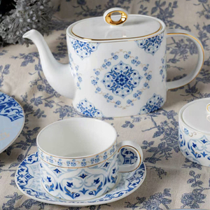Juego de Té de Porcelana China con Diseño Floral Azul <span class=keywords><strong>y</strong></span> Blanco de Lujo P&T, <span class=keywords><strong>Tetera</strong></span> <span class=keywords><strong>y</strong></span> Taza de Café de Cerámica con Logotipo para Hotel, Restaurante, Boda - Product Image 3