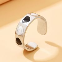 Europäisch-Amerikanischer Mode-Goldring aus Edelstahl mit Öffnung, breiter Oberfläche, Öltropfen-Emaille-Herz, Unisex-Schmuckgeschenk für Partys
