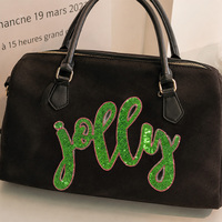 Patch brodé thermocollant de Noël avec lettres à paillettes, idéal pour la décoration de vêtements, pulls et projets DIY