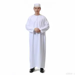 2022 Pakaian Islami Pria Desain Bordir Kameez Kualitas Jalabia untuk Pria Pakaian Muslim Dubai Baju Pria