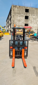 Used for High Quality Powerful Hydraulic Toyota Diesel <b>Forklift</b> 1.5-2.5 Ton 1000MM Fork Length 1 Year Warranty 2024 Model Japan - Product Image 4