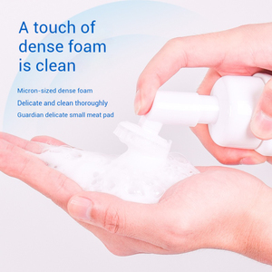 2024 <strong>Best</strong> Selling Eco-Friendly Plastic Pet Cleaning &amp; Grooming Products Innovative New <strong>Idea</strong> for Cat &amp; Dog Small Pet Bathing
