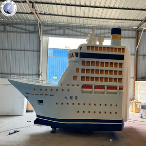 Escultura de Crucero de Fibra de Vidrio Personalizada de Fábrica, Estatua 3D de Crucero de Lujo para Exhibición Comercial en Centros de Entretenimiento, Hoteles y Parques - Product Image 3