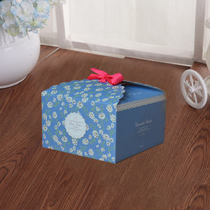 批发方形纸盒花卉印花蛋糕礼品盒带丝带 - Product Image 2