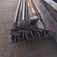 Profilés en acier au carbone laminé à chaud sur mesure selon dessin, en forme de T, en stock en usine en Chine, avec soudure en alliage