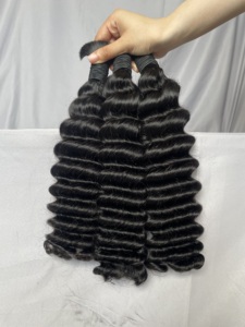 Cheveux humains à tresser pour tresses bohèmes, cheveux bouclés ondulés profonds 12A, extensions de cheveux vierges brésiliens non traités en vrac - Product Image 4