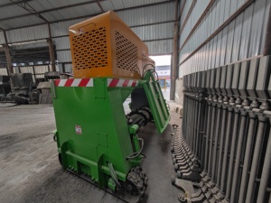 Volteador <span class=keywords><strong>de</strong></span> Compost Autopropulsado con Motor Eléctrico <span class=keywords><strong>y</strong></span> Motor Diésel para Hongo Comestible, que Convierte Establos Orgánicos en Compost - Product Image 2