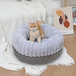 Wasbare kussen voor huisdieren, geschikt voor alle seizoenen, binnen en buiten, voor honden & katten, antislip bodem, knusse pluche honden- en kattenmand - Product Image 3