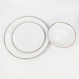 Set di stoviglie in ceramica di forma rotonda con bordo dorato e zuppa rotonda e piatto piatto piatto personalizzato <span class=keywords><strong>piatti</strong></span> da tavola con Logo <span class=keywords><strong>18</strong></span> <span class=keywords><strong>pezzi</strong></span> - Product Image 3