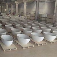 Baignoire ovale autoportante en pierre artificielle moderne pour spa intérieur, hôtel, salle de bain