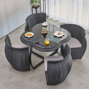 Sedia <span class=keywords><strong>e</strong></span> <span class=keywords><strong>Tavolo</strong></span> <span class=keywords><strong>da</strong></span> <span class=keywords><strong>Giardino</strong></span> in Rattan PE, Design Moderno Salvaspazio, Arredamento per Esterni, Hotel, Patio <span class=keywords><strong>e</strong></span> Bordo Piscina - Product Image 5